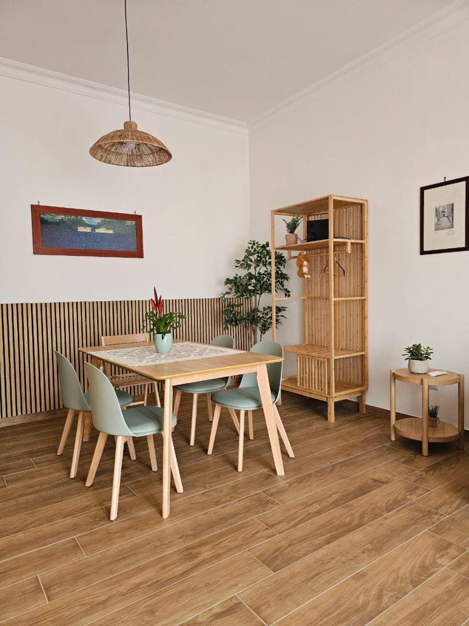 Apartment Di Niso Naples